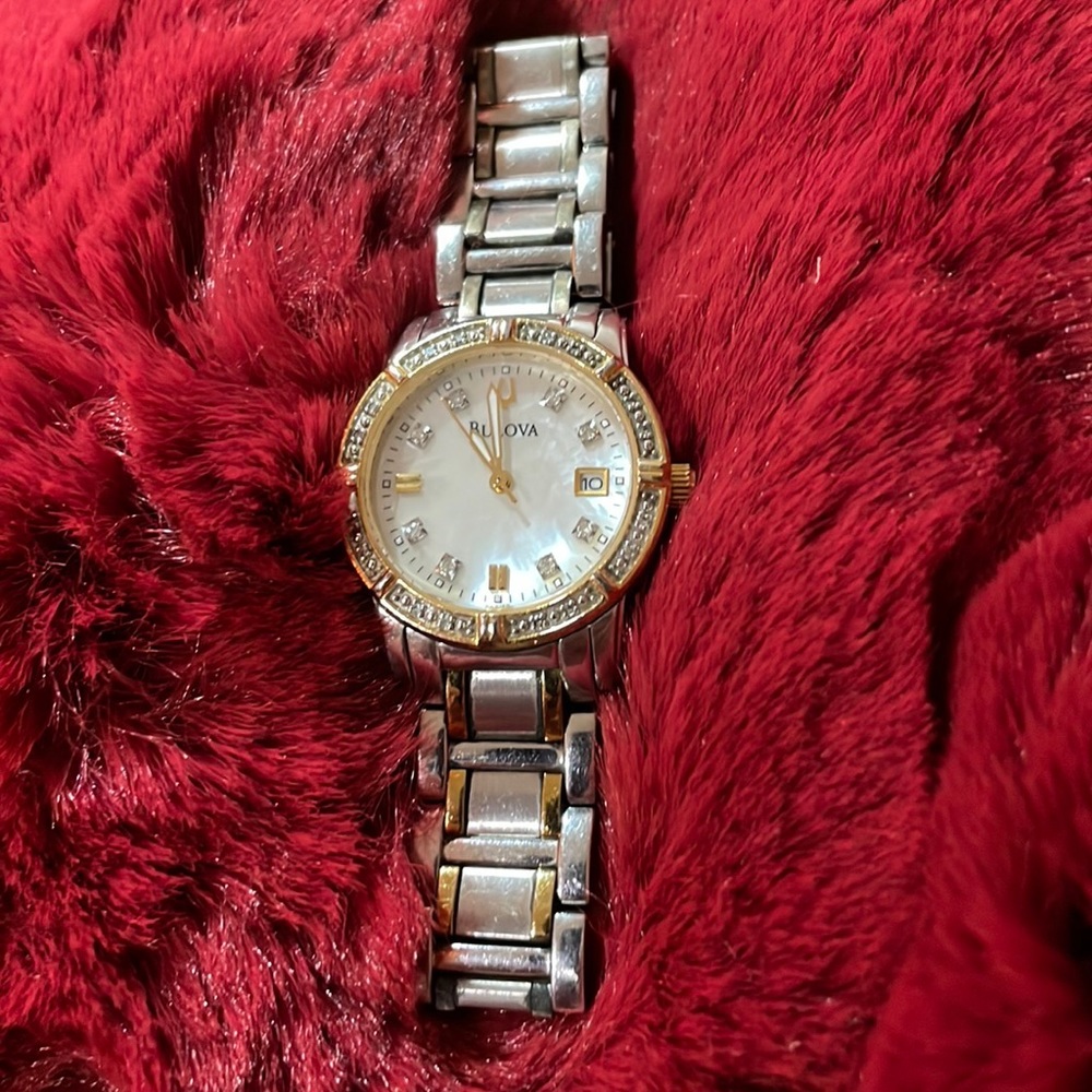 Bulova 98R107 Women's MOP Diamond Accents Gold Tone Calendar Quartz 26mm Watch